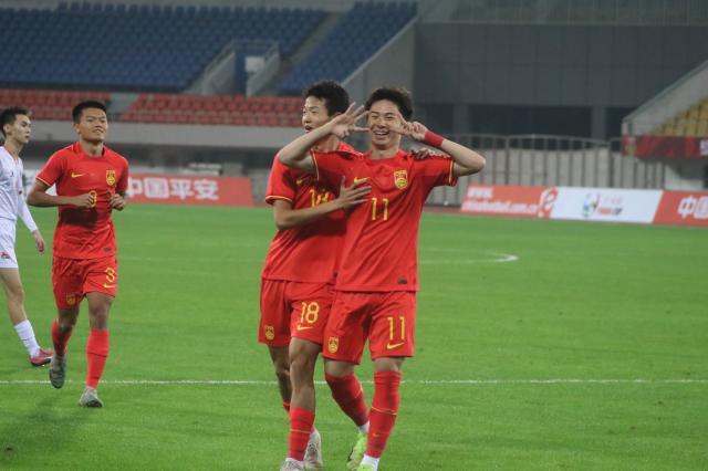 咪咕体育直播-国青跳级生1射2传先谈感谢：这一年经历受益匪浅