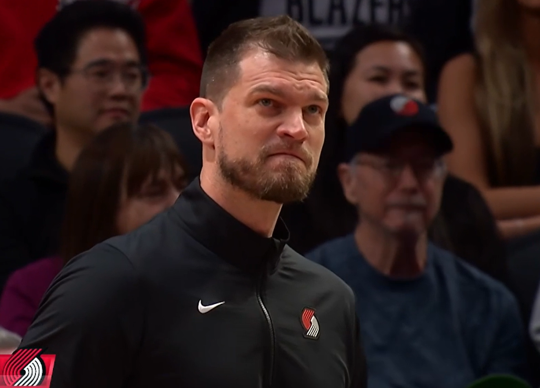 足球比赛在线直播观看免费-开拓者117-101老鹰，杨瀚森1秒没打！目睹队友出战38分钟三分9中1