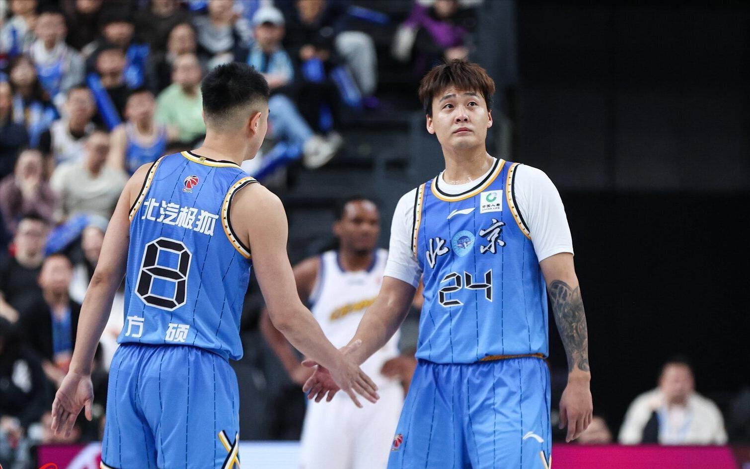 咪咕体育直播-幸亏放弃赵睿!上海队二选一成功,辽篮三冠前锋太香,成全王哲林