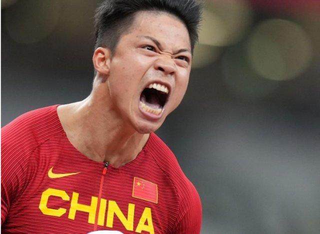 足球比赛在线直播观看免费-【早报】中国速度！亚洲之光！苏炳添的9秒83神迹！